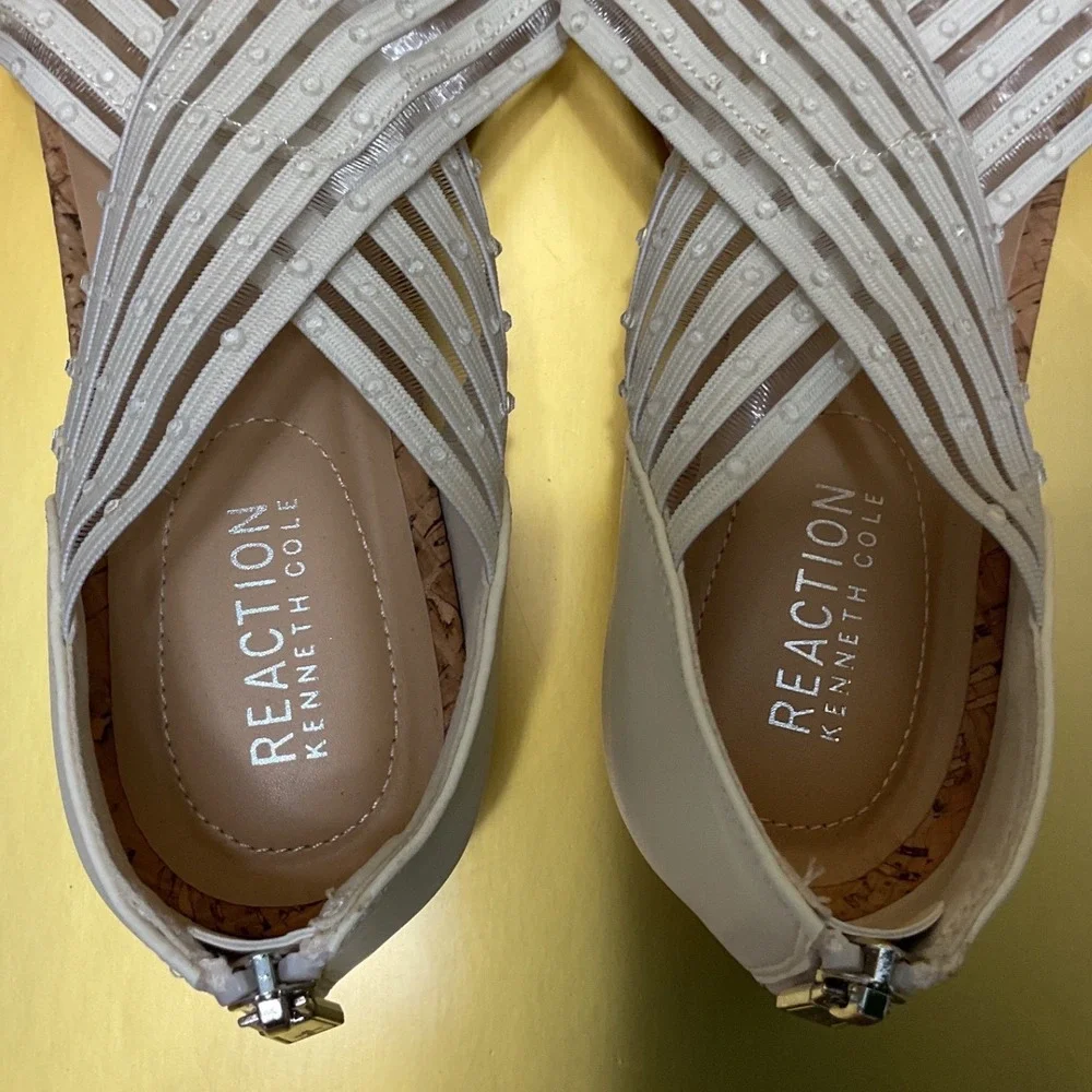 Kenneth Cole Reaction Gigi Jewel White Studded Strappy Wedge Sandals RL25GIJ08